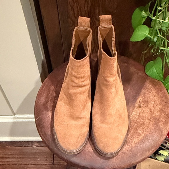 Women’s Suede Cognac Flat Booties - Picture 2 of 6